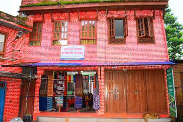 تختخواب و صبحانه Changu Newa Homestay