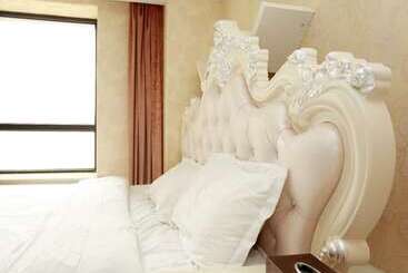 Dalian Xinghai Ingres Garden Apartment