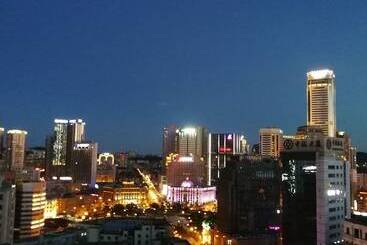 ツーリストアパートメント Dalian Xiuzhu Building Apartment