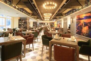 Herton Hotel Dalian
