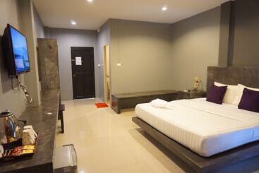 Ploenjai Hotel Ranong