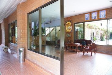 Ploenjai Hotel Ranong