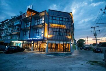 هتل Raenong Boutique