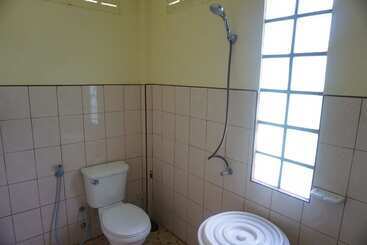 هتل T And T House