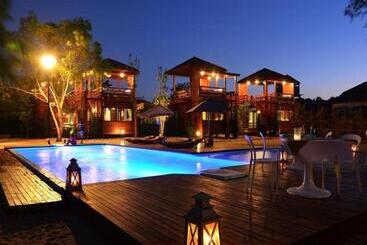 هتل The Blue Sky Resort@ Koh Payam