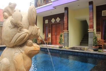 پانسیون Kailash Garden Homestay