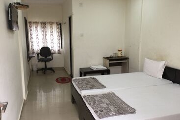 پانسیون Vrp Guest House