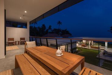 Villa Thansamaay