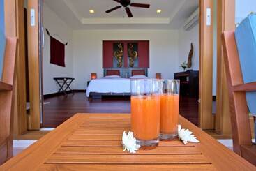 Baan Apsara   Stunning Sea View 3 Bed Pool Villa