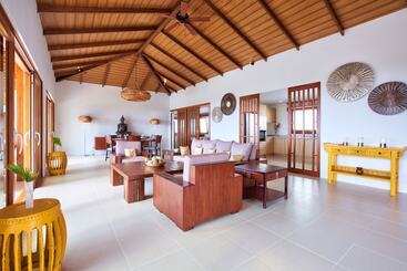 Baan Apsara   Stunning Sea View 3 Bed Pool Villa