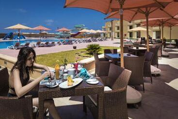 هتل Aura Resort Sidi Abd El Rahman El Alamein