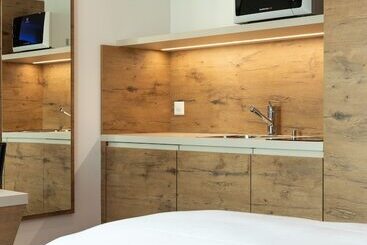 Jet Hotel Zurich Airport