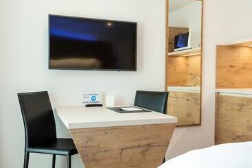Jet Hotel Zurich Airport