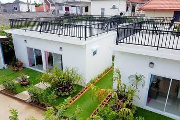 هتل Phannarai House