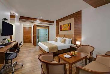 هتل The Fern Residency Bhuj