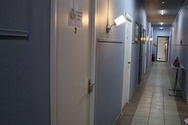 هتل Travel Inn Vystavochnaya