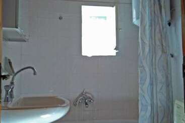 پانسیون Guesthouse Iro