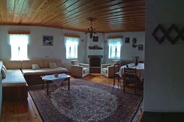 پانسیون Guesthouse Iro