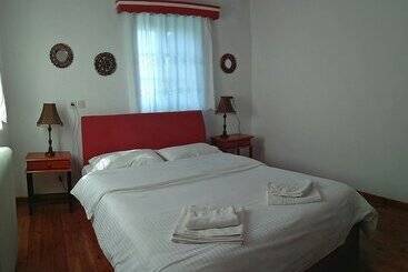 پانسیون Guesthouse Iro
