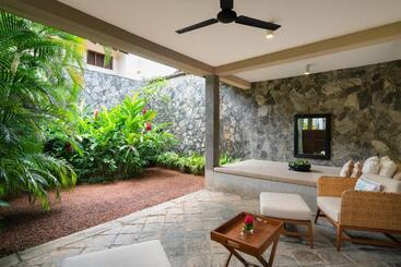 Taru Villas The Long House   Bentota - Bentota