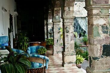 پانسیون Villa San Francisco
