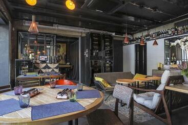 Red Brick Hotel Presnya