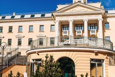 Residence Hotel & Spa