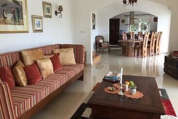 Villa Karibu