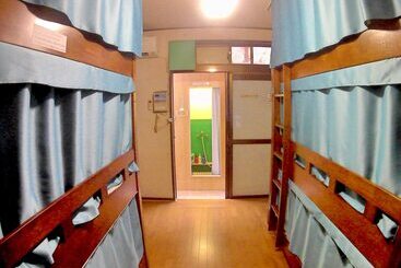 Guest House In Amami Ryoufuu   Hostel