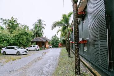 هتل Chill Box Langkawi