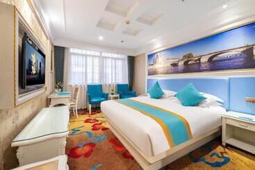 Otel Yiwu Defeng