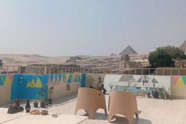 هتل Pyramids Overlook Inn