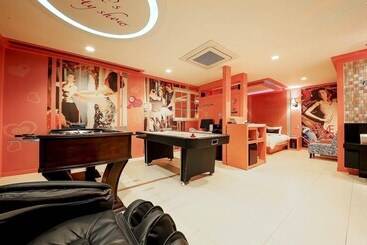 Hotel Show