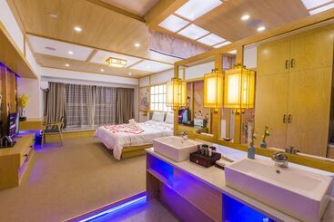 L Theme Hotel Foshan
