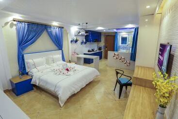 L Theme Hotel Foshan