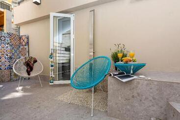 Annunziata Urban Den By Loc Hospitality