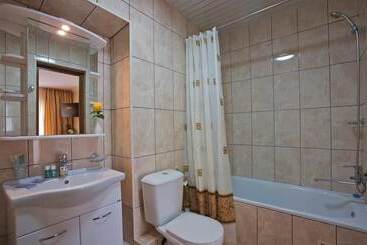 Okhotnik Hotel & Spa