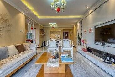پانسیون Tengchong Two Suite Guesthouse