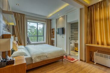 پانسیون Tengchong Two Suite Guesthouse
