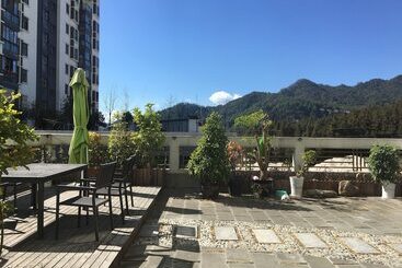 پانسیون Tengchong Two Suite Guesthouse