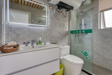 پانسیون Tengchong Two Suite Guesthouse