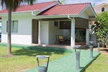 پانسیون Villa Caballero Luxury Chalets
