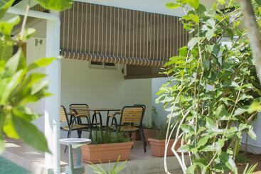 پانسیون Villa Caballero Luxury Chalets