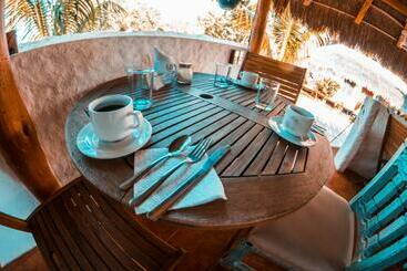Ensueño Holbox & Beach Club