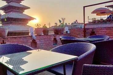 هتل Baha Restaurant And Cafe