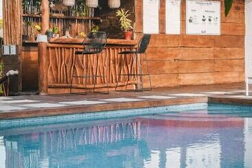 هتل Casa HX - Adults Only