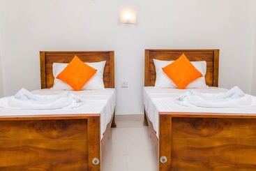 هتل Crown Plaza Katunayake
