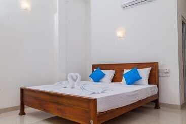 هتل Crown Plaza Katunayake