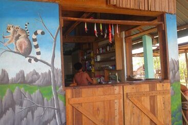 هتل Emeraude Lodge