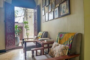 هتل Stonetown View
